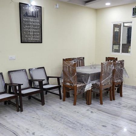 Paramount Cozy Villa Hyderabad Esterno foto